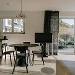 The Hills Апартаменти
