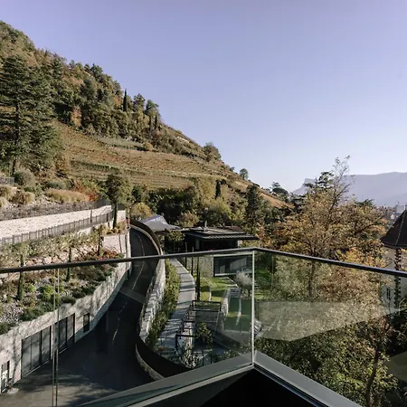 Апартаменты The Hills