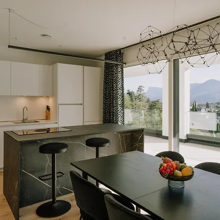 Apartment The Hills *