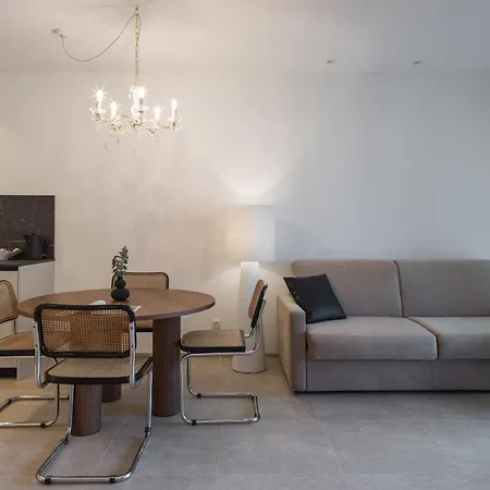 Апартаменты The Hills