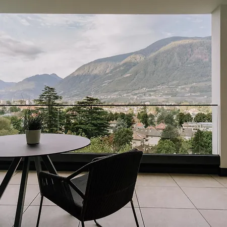 The Hills Мерано